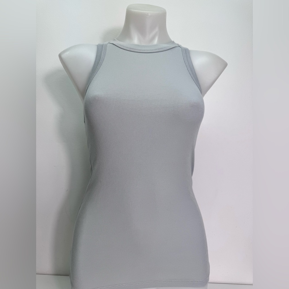 easy standard Gray Ribbed Tank Top Sz medium NWT
